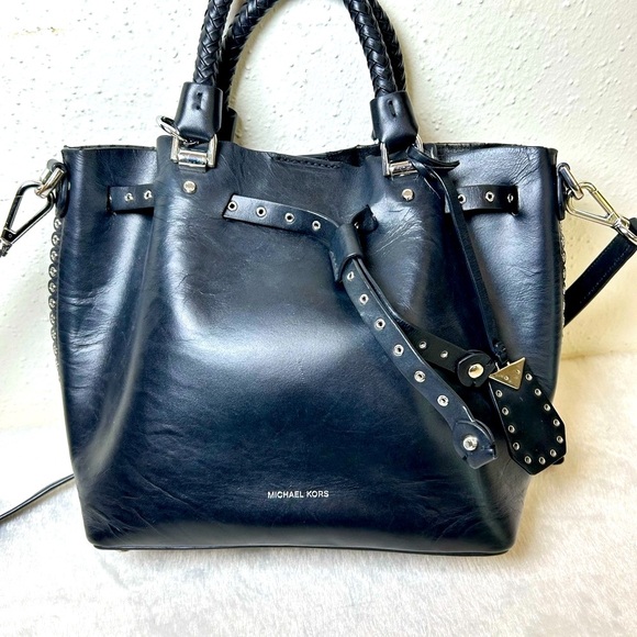 Michael Kors leather Blakey bucket Tote - Picture 5 of 7